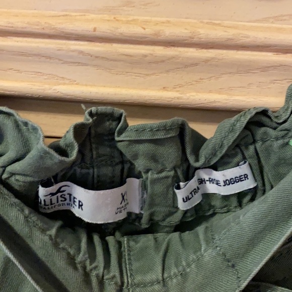 Hollister Ultra High Rise Jogger Pants - Picture 6 of 9